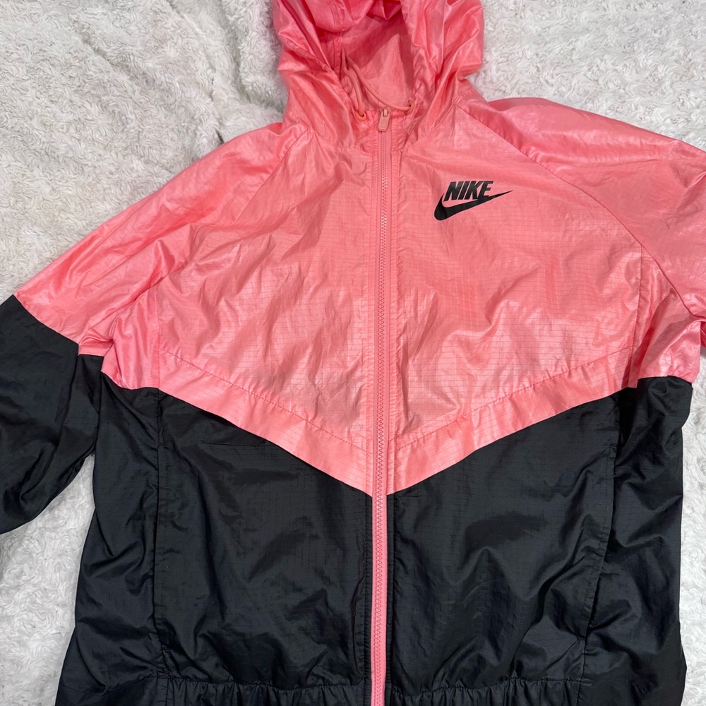 NIKE windbreaker